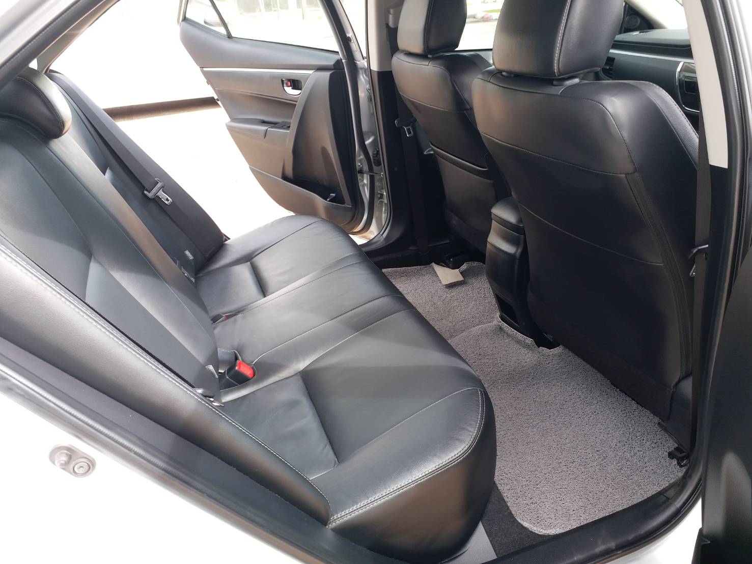 king travel 出租车 经济舱 室内照片