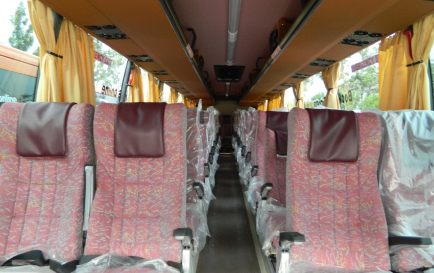 svr tour and travels 公共汽车 空调座 室内照片